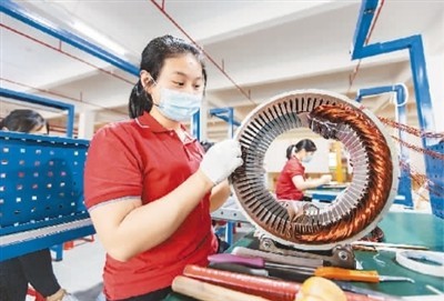 新基建驅(qū)動(dòng)“一業(yè)帶百業(yè)” 移動(dòng)互聯(lián)網(wǎng)技術(shù)的核心引擎作用與未來前景